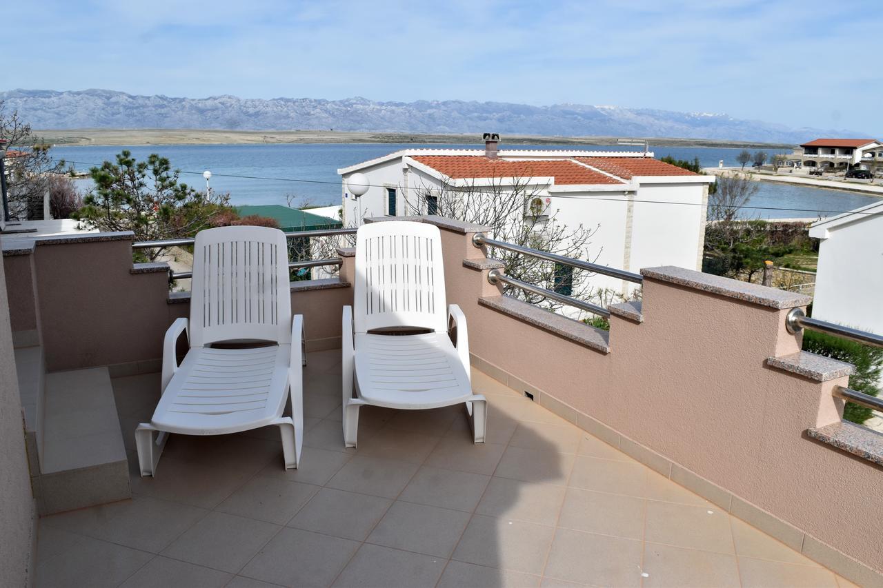 Apartments Oresic Vir Exterior photo