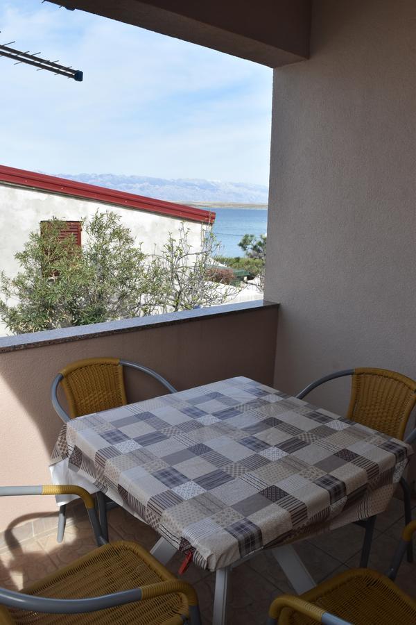 Apartments Oresic Vir Exterior photo